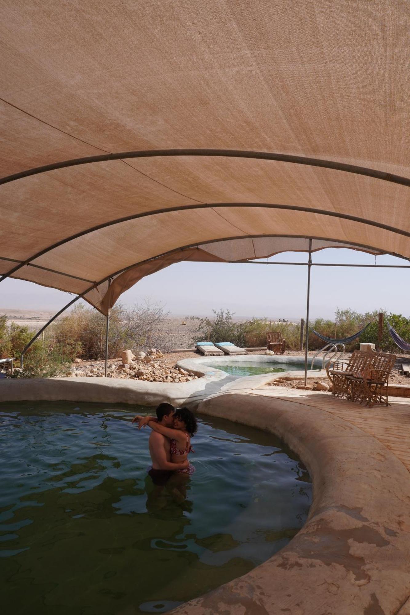 Desert Days Mud Cabin'S Resort Tzukim Exterior photo